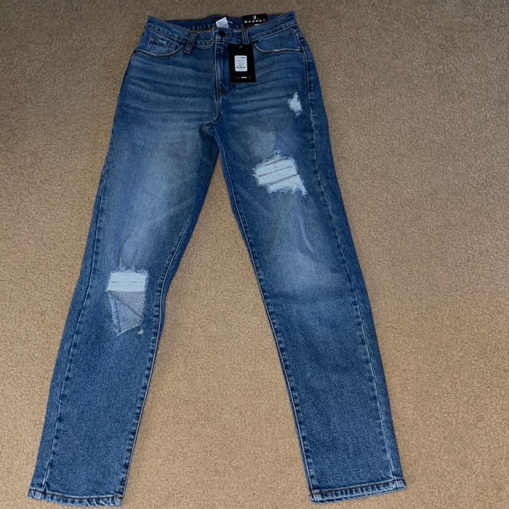 FashionNova Mom Jeans